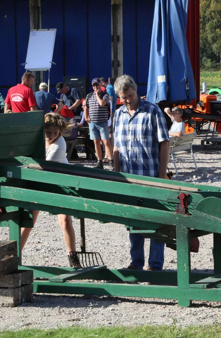 aardappels_rooien_monumentendag_meer_historie