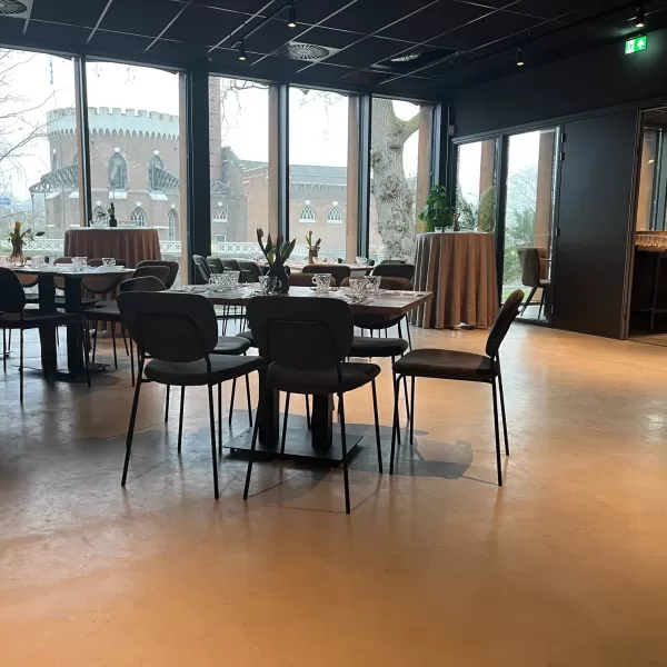 uitzicht op het gemaal vanuit het auditorium